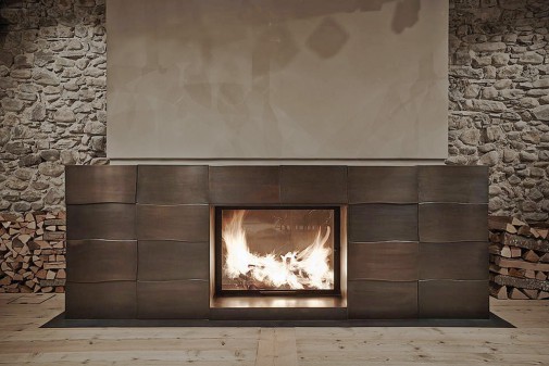 Chimney bronze patinated panels, 350 x 120 x 120 cm