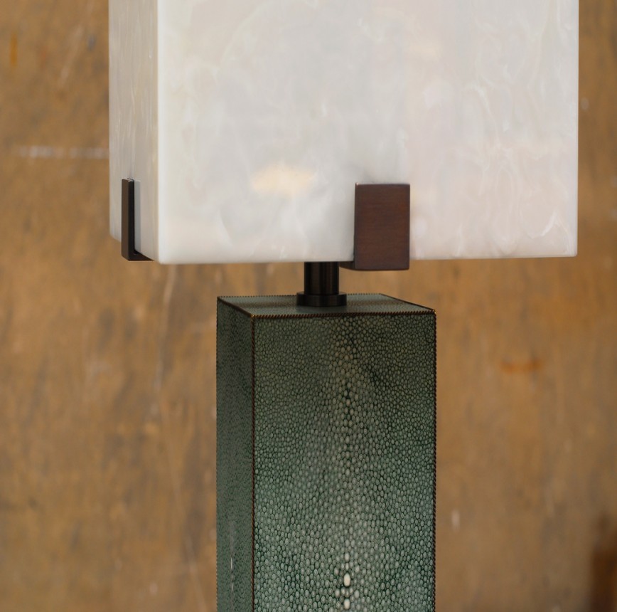 table_lamp_galuchat_onyx-lamp shade