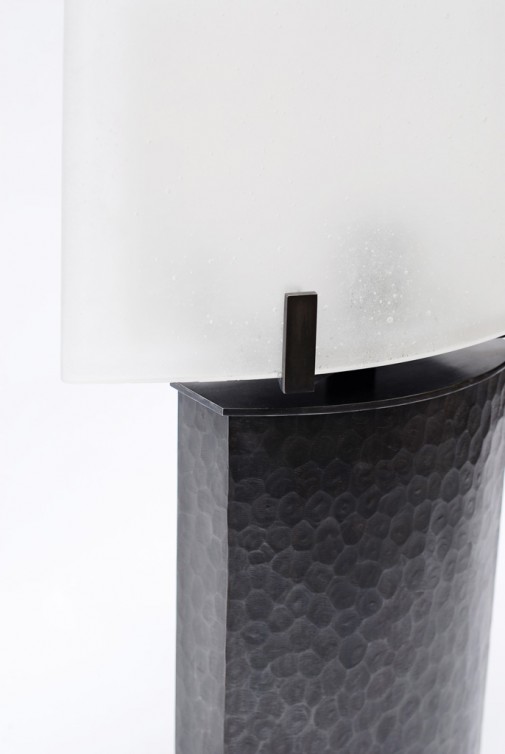 IDUN_tablelamp_iron_textured_patinated_pate de verre_lamp shade
